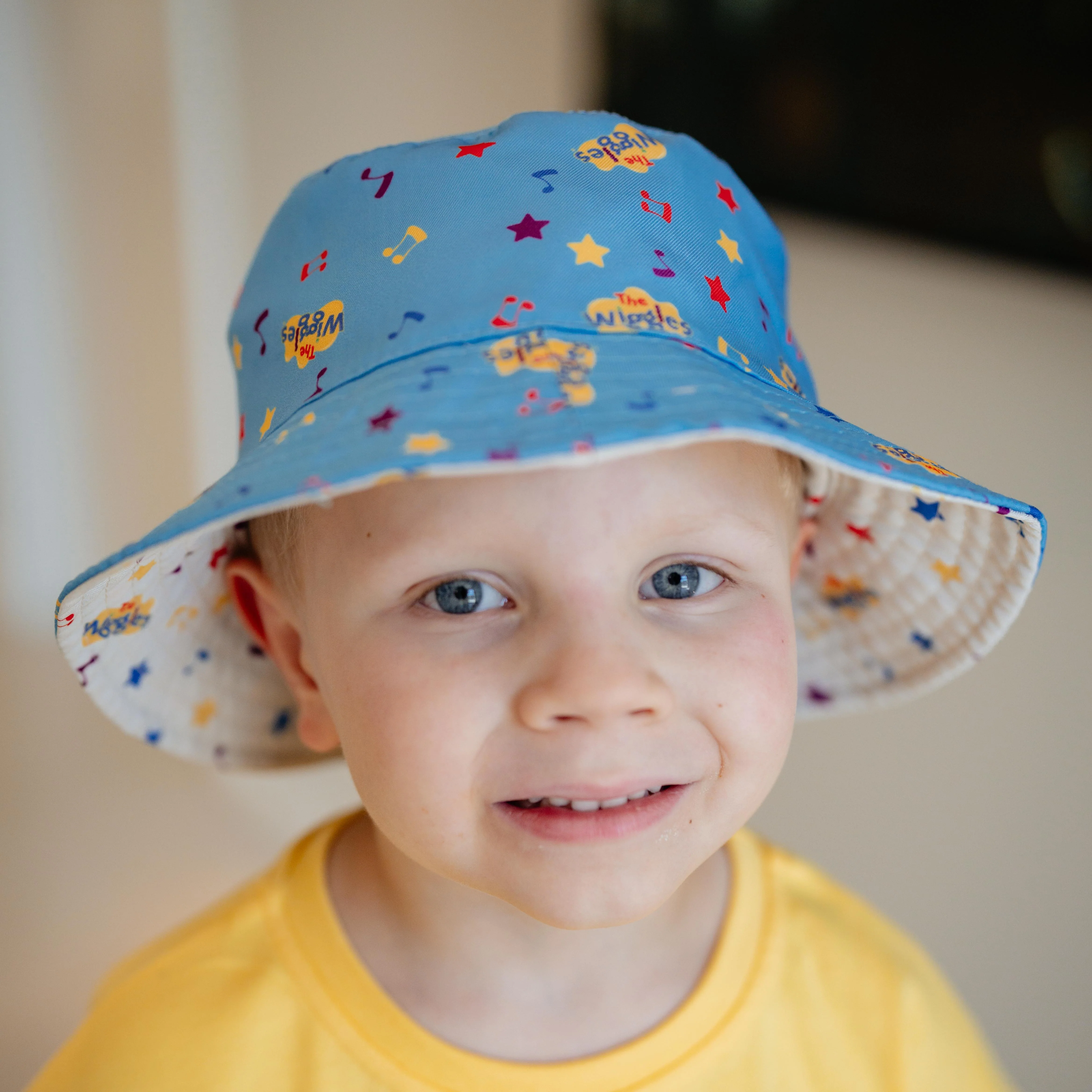 Children's Reversable Bucket hat Blue/White - Image 3